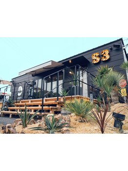 トップスタイリストとして活躍した女性オーナーがマンツーマンで施術☆髪のお悩みもじっくり相談できます♪