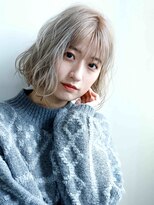 ミリ 北千住(millit)&nbsp;ゆるふわ巻きボブ/ホワイトベージュ