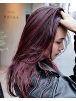 ヤイカ(YAYKA)&nbsp;かき上げロングのボルドーデザインカラー