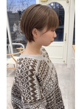 アンリー 四条烏丸店(Anree) 20代30代40代50代丸顔面長◎耳掛けマッシュショート