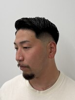 フォーシーズン カットクラブ(FOURSEASON CUT CLUB)&nbsp;サイドパート/スキンフェード/バーバースタイル