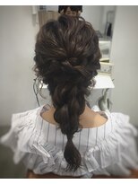 ヘアアンドケア エジェリラボ(hair&care egerie lab)&nbsp;編み下ろし×フィッシュボーン