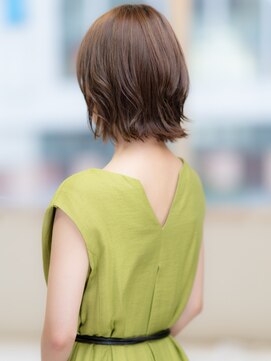 ヴィアラ 自由が丘(VIALA) 【VIALA 自由が丘】大人可愛い×ミディアムパーマ