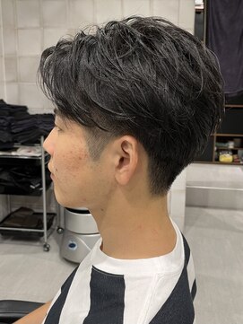 アフロディーテ 銀座(APHRODITE GINZA) 束感ショート/波巻き/アップバング/ツーブロックマッシュ/銀座