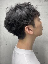 フイ 代々木(Hui) メンズ/アップバング/ツーブロックマッシュ/束感ショート/波巻き