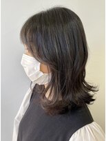 ハートボックス 四谷店(Heart box) サイドバングで小顔外ハネセミディ