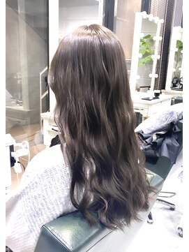 エイト プラット 渋谷2号店(EIGHT plat) ダークグレージュ