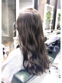 ダークグレージュ
