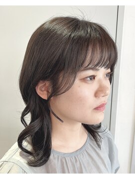 フェリア 池田(FERIA) 顔周りカット/韓国ヘア/ヘアアレンジ/透明感カラー/艶髪