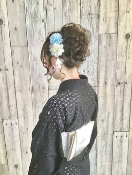 ヘアースペース ムーン(Hair Space MOON) ゆかたの着付けとヘアセットは岡山表町のヘアースペースムーンへ