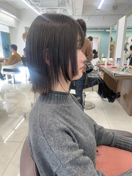 アッシュ 下北沢店(Ash) 外はね顔周りウルフスタイル