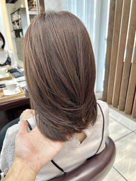 クオリス 上福岡店(QUALIS) 20代30代40代大人可愛いアッシュベージュミディアムレイヤー