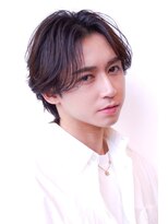 ユウ 渋谷(U) メンズ波巻きセンターパート韓国風黒髪ツーブロックマッシュ