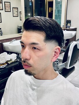 グレイスフルバーバーロンドン 大宮店(Graceful Barber London) 【30代 男性】ロンドン七三フェード（大宮/バーバー）