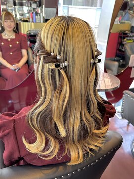 グリッツ (GLITZ) ねじりハーフツイン　イベントセット　おでかけアレンジ