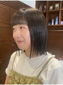 ぱつっとボブ/ワイドバング/赤味消しカラー/オリーブベージュ