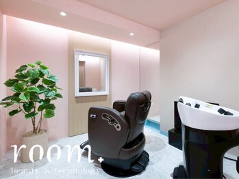 完全個室ヘアーサロン room shinsaibashi【ルーム シンサイバシ】