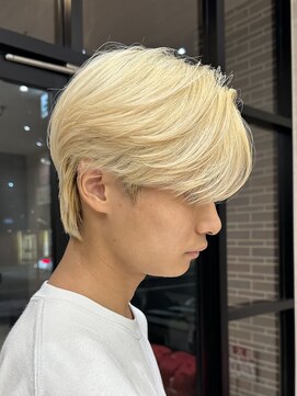 カルム(kalm) 毛流れセンターパートニュアンスパーマカルマヘアメンズパーマ