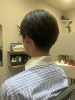 ミーティア(Meteor)&nbsp;間引きで作る重ためツーブロックバックスタイル♪