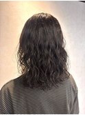 抜け感◎ウェーブパーマ