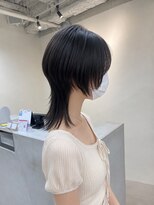 ユニ 江坂(Uni.)&nbsp;ウルフカット 中性ウルフ ウルフレイヤー