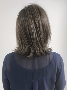 ラフィス ヘアー ルーム 難波本店(La fith hair room) 【La fith】 カーキアッシュ×くびれミディ