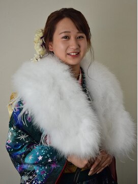 カラーアトリエ イロドリ(彩) 成人式　　着付け　ヘアメイク