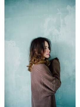 グランシャリオ 笹塚店(Grand Chariot) 【GrandChariot 笹塚】カーリーガーリー