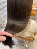 ジーナ 博多(Zina)&nbsp;【Zina】うる艶髪/大人かわいい/カーキグレージュ/20代30代40代