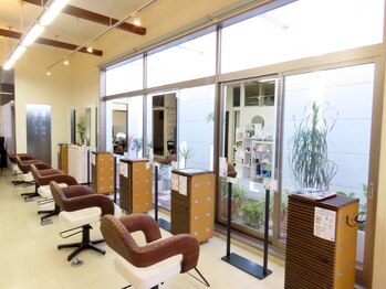 ヘアー ラルゴ(HAIR LARGO)の写真/多くの女性から支持される髪質改善&艶髪ZEROカラーが人気のサロン◇＜熊本/髪質改善/縮毛矯正＞