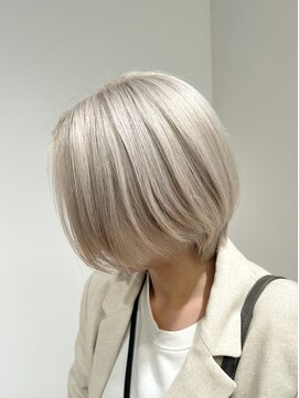 エゴ 池袋(EGO) ホワイト/レディースショート