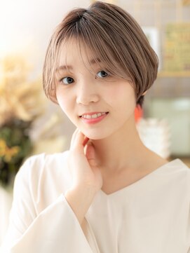 カバーヘア ブリス 川口(COVER HAIR bliss) グレーベージュ外国人風前下がり丸みショートh3川口20代30代40代