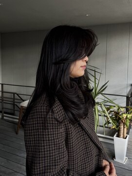 リバレッジ 広尾(Leverage) 大人外国人風ロングレイヤー:Maho Toda