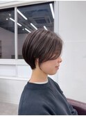 柔らかい質感のセンターパートショート/ショートボブ