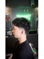 和流(oryu)&nbsp;テーパーフェード×パーマスタイル