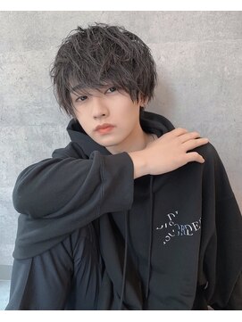 シン(syn) ツイストスパイラルパーマ マッシュ