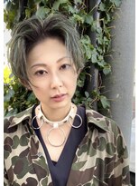 メイカ(MEIKA) 刈り上げハンサムショート