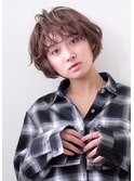 大人可愛い20代30代40代前下がりショートボブ丸みショート