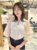 オリーブベージュ,顔まわりカット、ブリーチなしダブルカラー