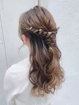 リコラックスビー(LICO LUXBE)&nbsp;編み込みハーフアップ