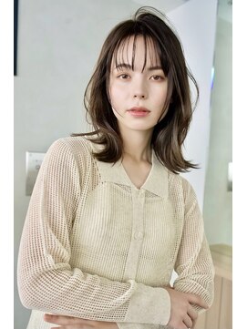 シア(SHEA gakugeidaigaku) シースルーバング/外ハネくびれミディ/抜け感前髪/30代40代50代