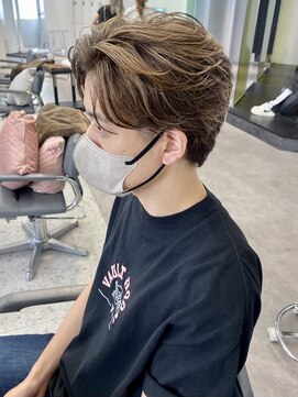 ユーフォリア 渋谷グランデ(Euphoria SHIBUYA GRANDE) ハイライト　グレージュ　メンズハイライト　MOMO