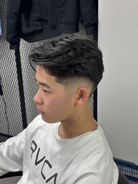 ヘアーラボ 樟葉(Hair Labo) サイドパート スキンフェード 枚方 南楠葉