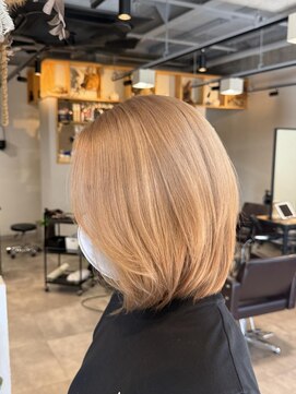 レオン(Re:ON) ブロンドベージュ!