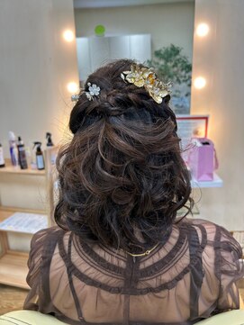 ビワテイ(Biwatei) 成人式・大人女子・夜会巻き・アップ・着付・クラシック・卒業式