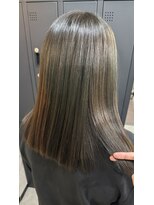 カノア(canoa)&nbsp;透明感たっぷりオリーブカラー♪