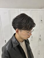 トイロ(toiro)&nbsp;大人気！旬のフェザーパーマ♪
