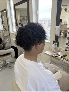 シルエット 美容室 八戸　メンズパーマ　ツイスト　スパイラル