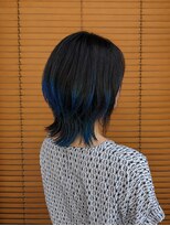 オーガニックエコ 川越(organic+eco)&nbsp;10代20代インナーカラー　ブルー　ブリーチあり　ウルフカット