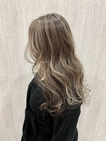 アルーシェ 心斎橋(Alushe)&nbsp;アッシュブラウン×エアタッチハイライト【心斎橋 学割U24】